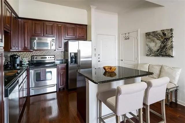 Renaissance On Turtle Creek Condo - Residential Lease