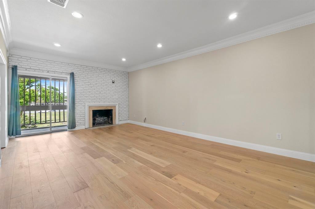 Royal Lane Condo 5800 - Residential Lease