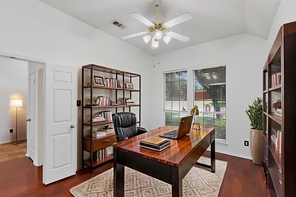 3325 Chapelwood Drive