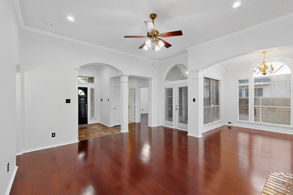 3325 Chapelwood Drive