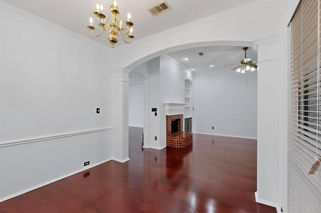 3325 Chapelwood Drive