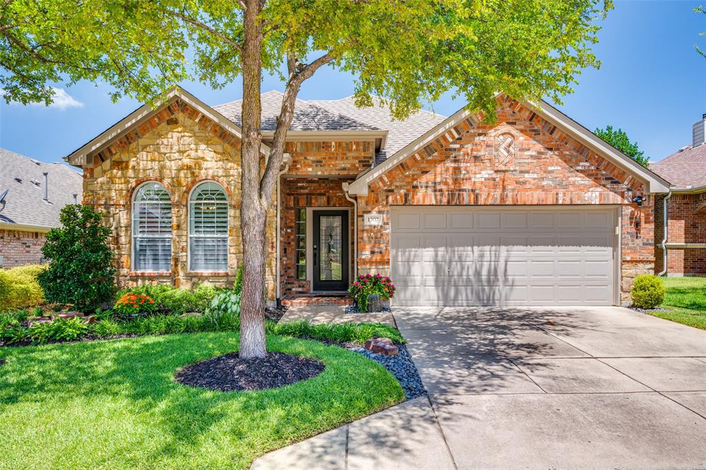 1307 Quaker Drive
