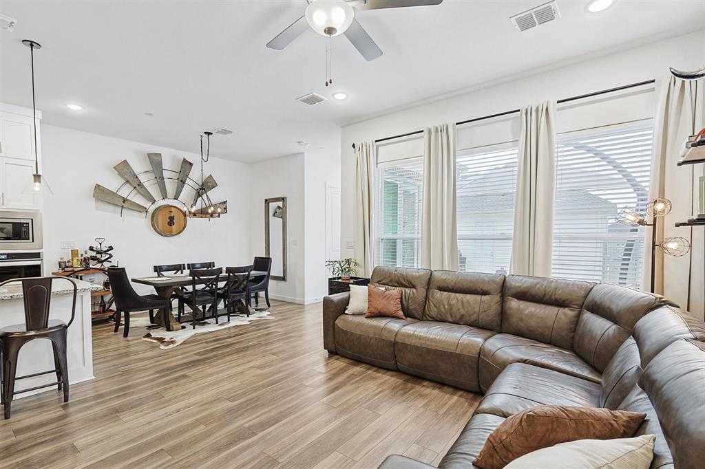 Pecan Square Ph 1a - Residential Lease