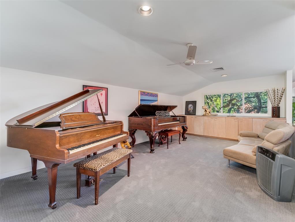 Walnut Hill Park 02 - Residential