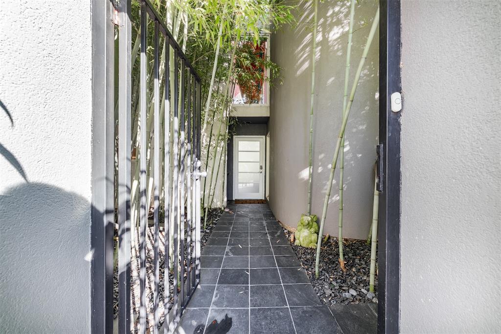 Walnut Hill Park 02 - Residential