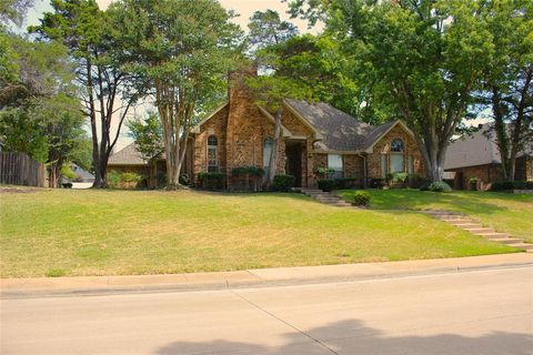 A home in DeSoto