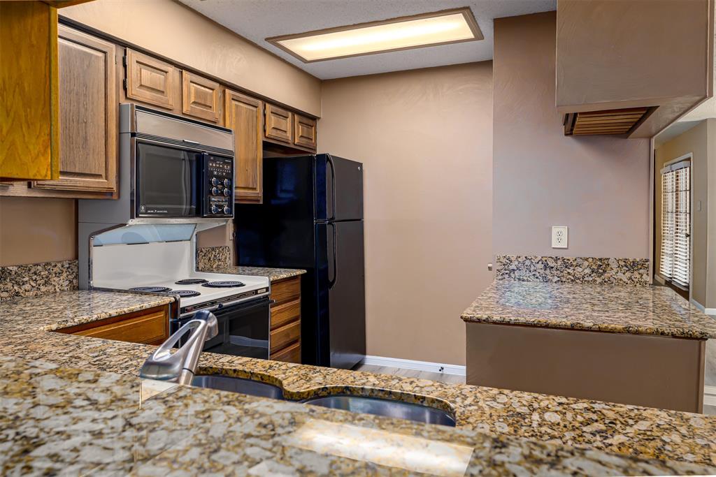 1201 Harwell Drive 225
