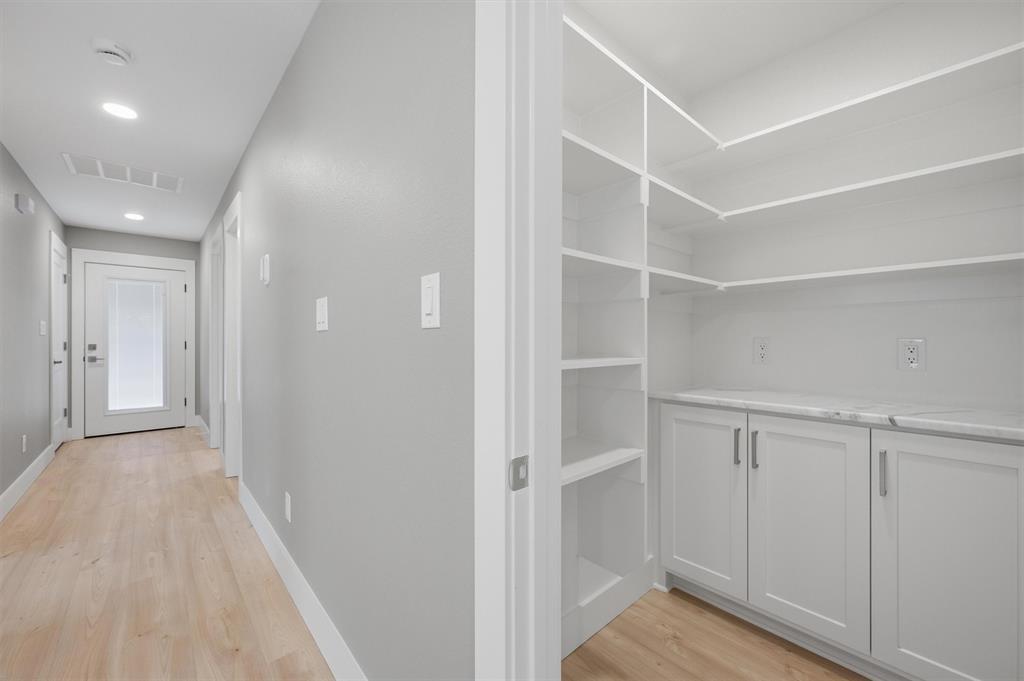 ELEANOR'S 1ST ADDITION - Residential