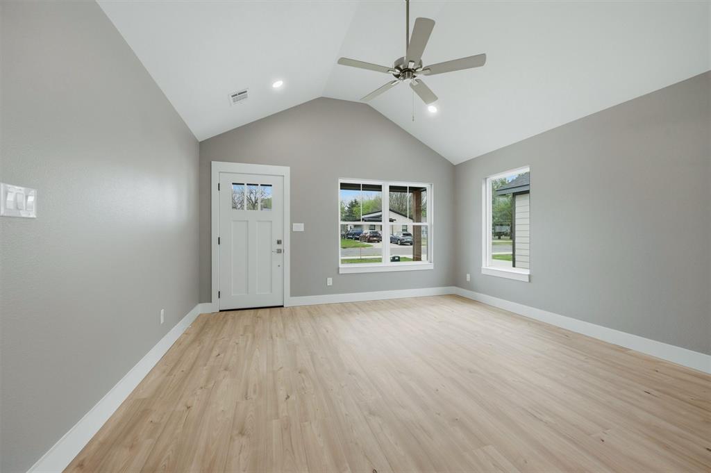 ELEANOR'S 1ST ADDITION - Residential