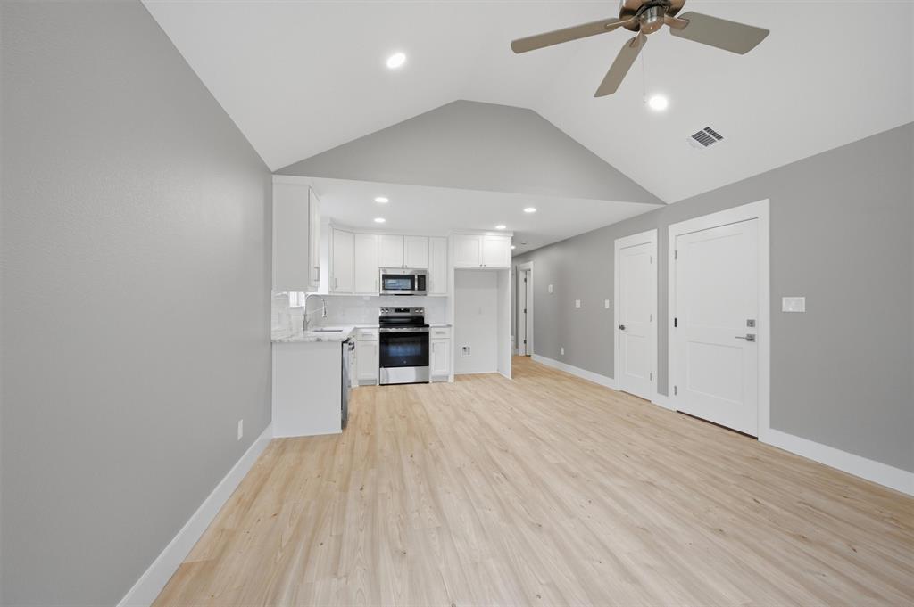 ELEANOR'S 1ST ADDITION - Residential