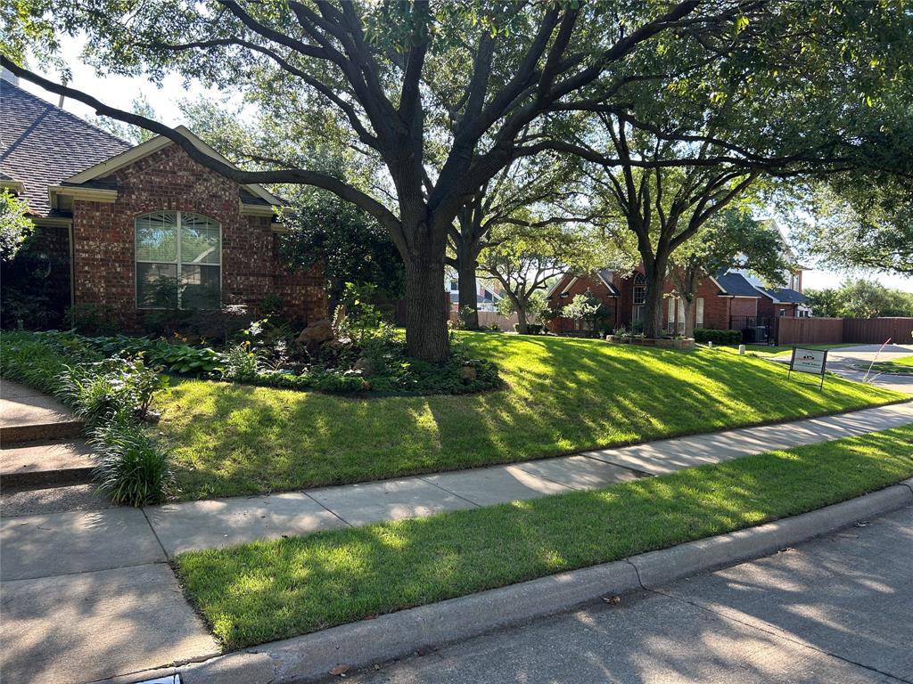 5900 Sandhill Circle