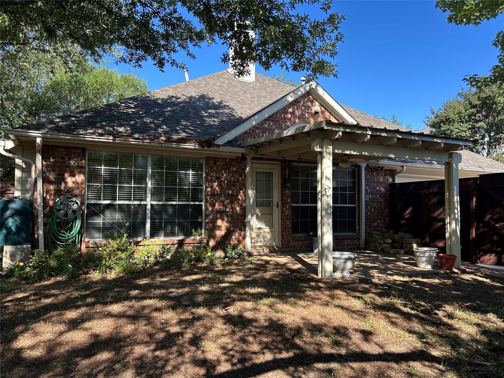 5900 Sandhill Circle