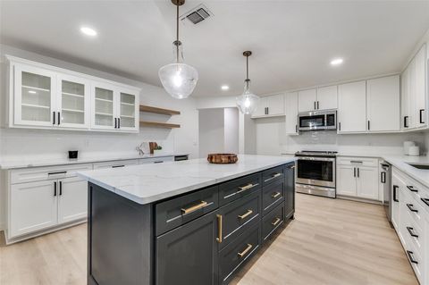 2601 Red Oak Lane Plano TX 75075