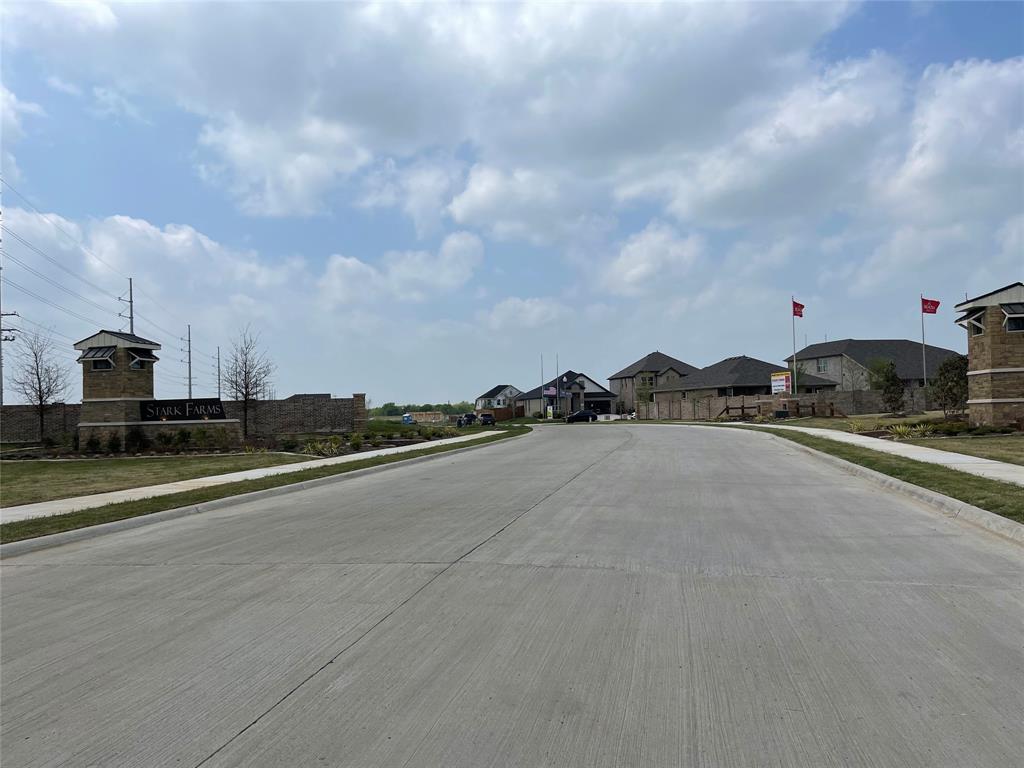 Stark Farms, Phase 2, Blk Q, Lot 2 - Residential Lease