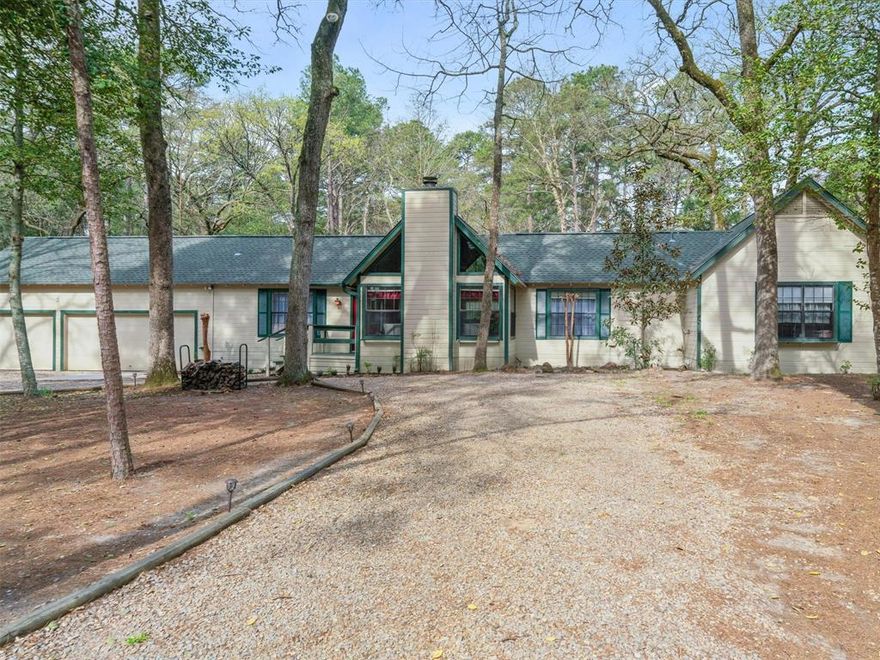 MOTIVATED SELLER! 24 Hour Security Guard-Gated Holly Lake Ranch in NE Texas - Nestled on a wonderful park like corner lot, this 3BD-3BA home has a great flexible floor plan. The open concept main living area is light & bright with soaring cathedral ceiling, beautiful pine floors and aWBFP. The kitchen is spacious with lots of cabinet & counter space, built-in shelves & a large island with a dining bar. Al lthe bedrooms are split, & the second living area would make a fantastic primary suite. Outside amenities include lighted circular drive, 3 car garage (300' attic storage) and the back is very private with open deck, covered deck, 2 hobby rooms + a green belt behind the property that assures even more privacy. 3 TON AC unit replaced 2024. TV, stereo and surround sound system conveys. Pickle Ball, 18 Hole Golf Course, Swimming, Fishing, Dining, Tennis, 50+ Clubs, Shuffleboard, Dog Park, Basketball, & the list goes on. Plenty to do at Holly Lake Ranch, TX!