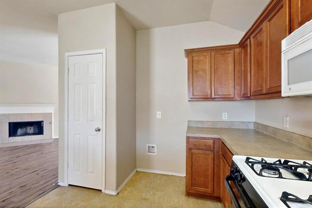 3685 Laurel Crossing Drive