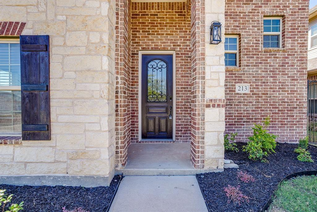 213 Park Villa Lane