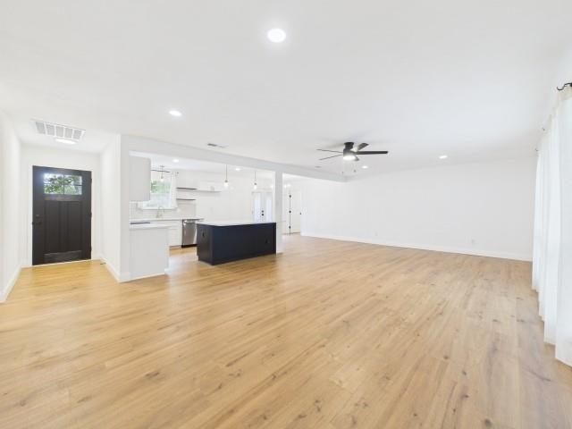 LAKEWOOD - Residential