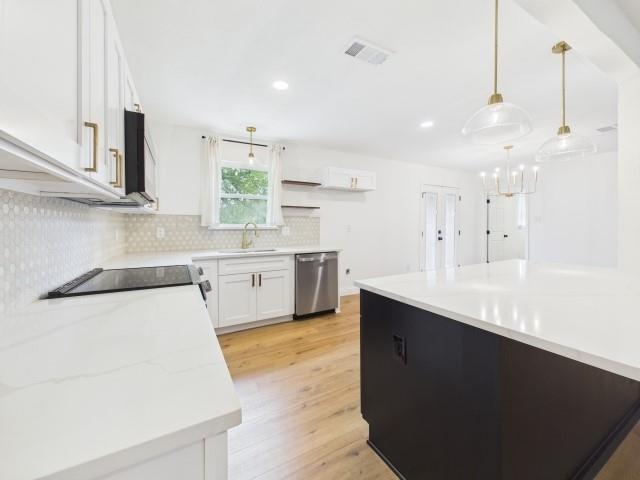 LAKEWOOD - Residential