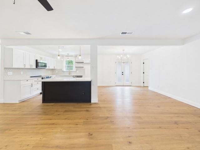 LAKEWOOD - Residential