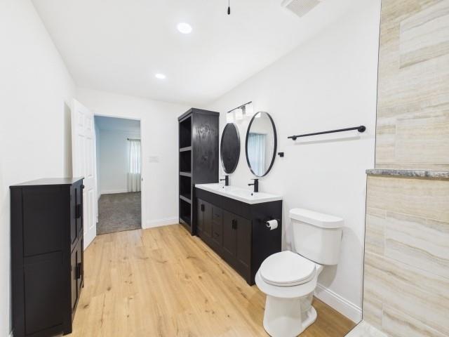 LAKEWOOD - Residential