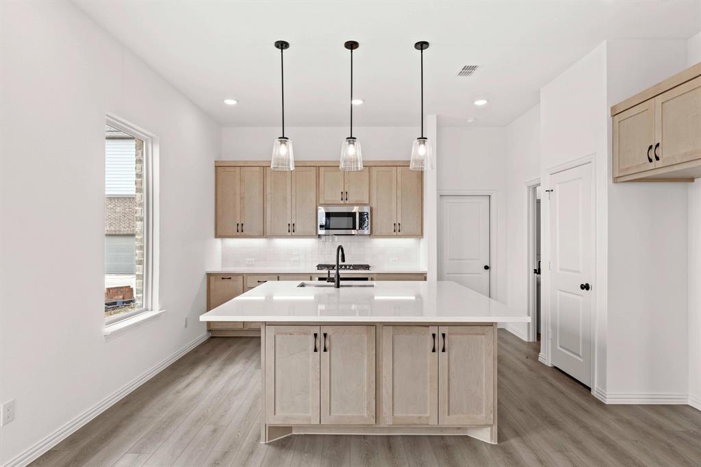 1110 Bexar Lane