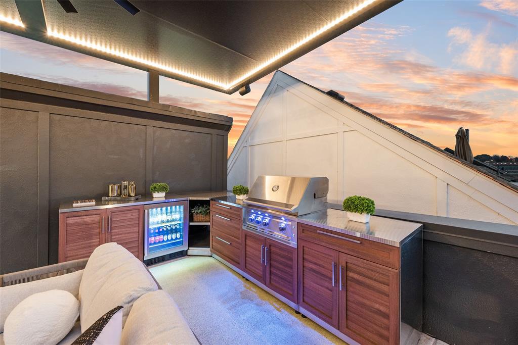 Soho Square Ph 1 - Residential