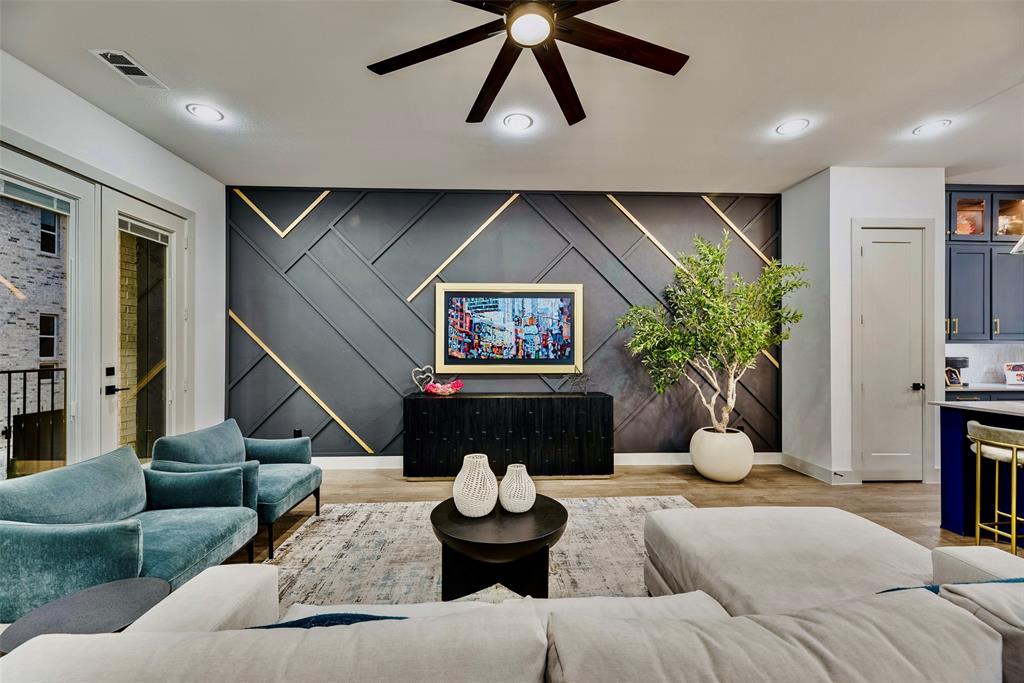 Soho Square Ph 1 - Residential