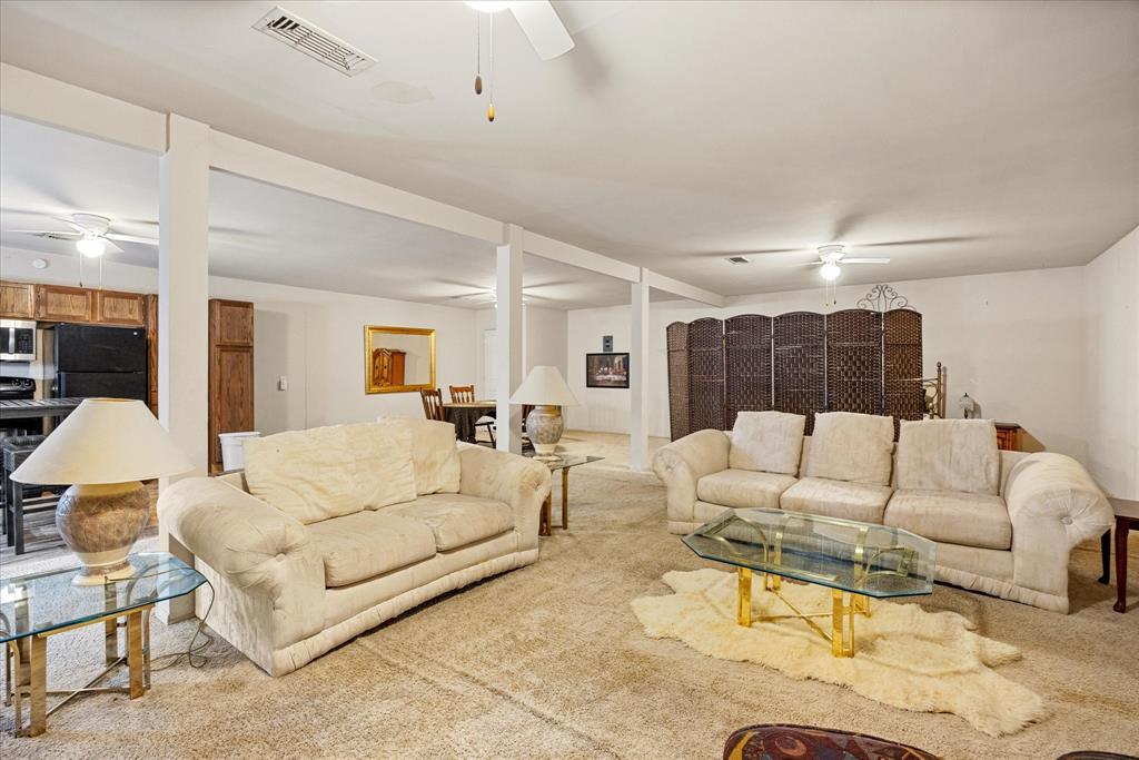 East End - Commercial Sale