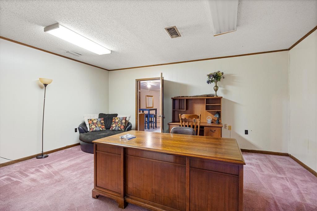 East End - Commercial Sale