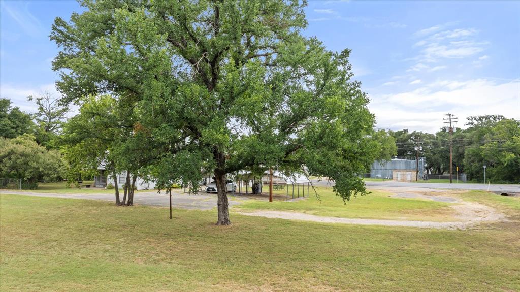 East End - Commercial Sale