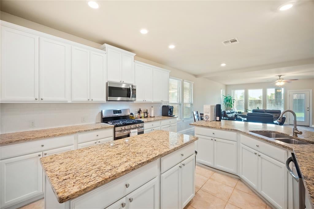 4321 Bayport Drive