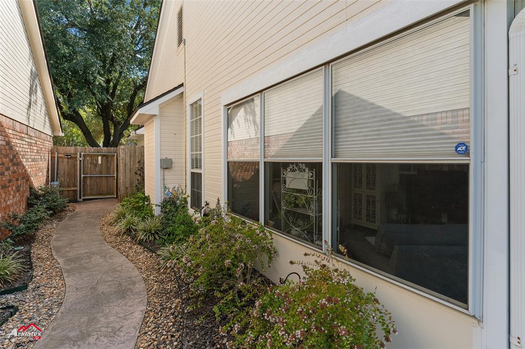 Kings Crossing - Residential