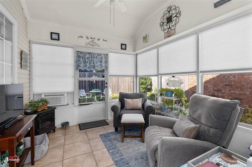 Kings Crossing - Residential