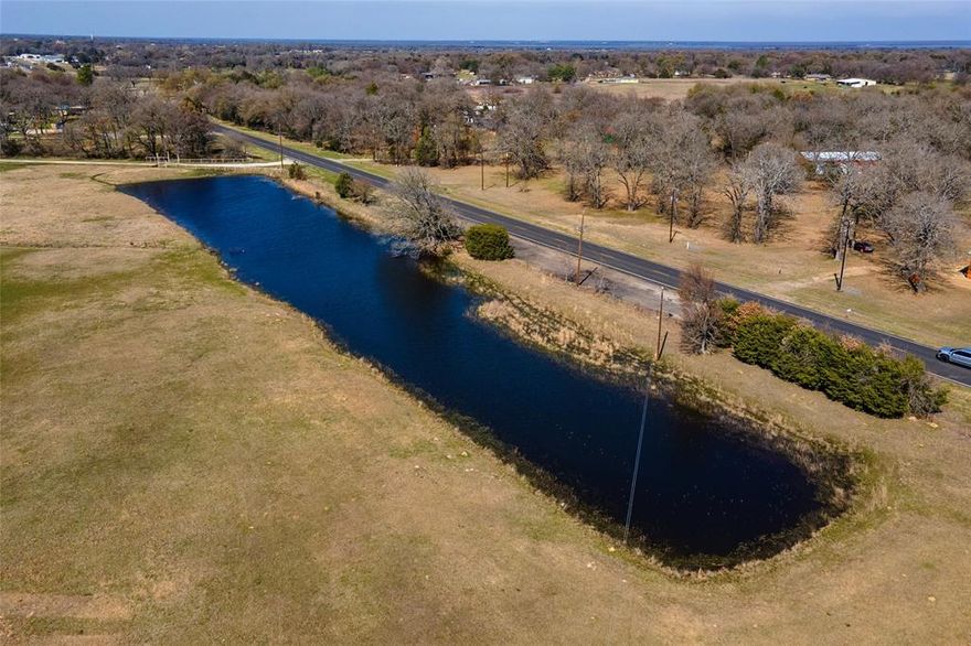 Prime location with seller financing. Escape the ordinary and discover the perfect place to build your dream property. This beautiful tract features rich sandy loam soil ideal for homesites, gardens, or small scale agriculture. Enjoy the best of both worlds- peaceful country living just minutes from dining, shopping, and entertainment. With water and electricity available at the road, development is simple and convenient. A private septic system will be required. Light deed restrictions help maintain the area's appealwhile giving the freedom to create your own vision- from a custom home to a mini ranch or weekend retreat.