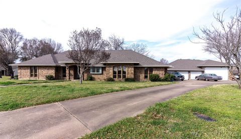 Tiny photo for 108 Heatherstone Circle, Kaufman, TX 75142 (MLS # 21190679)