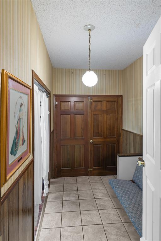 464 White Oak Lane