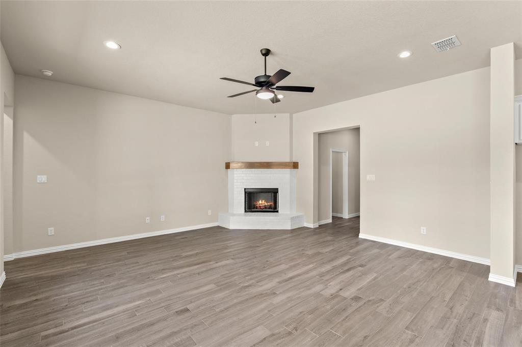 Whispering Winds - Residential