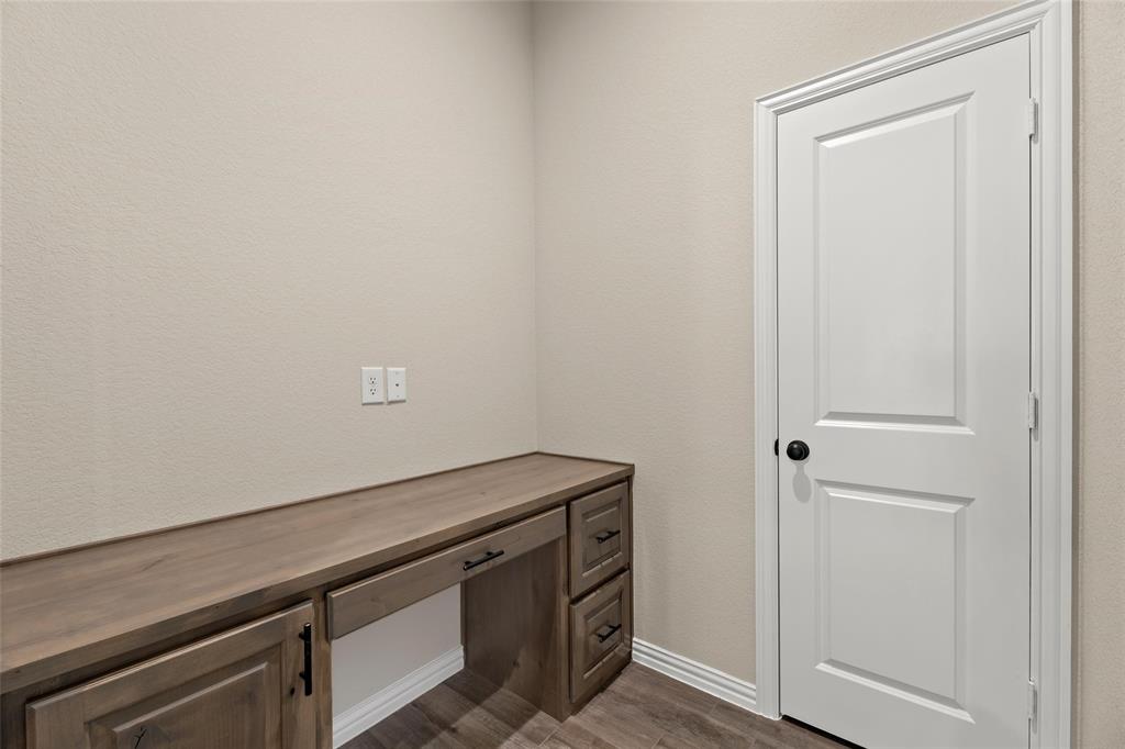 Whispering Winds - Residential