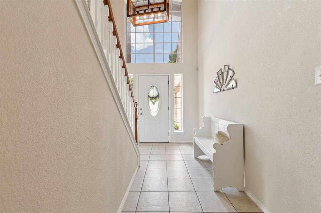 1016 Hidden Creek Court