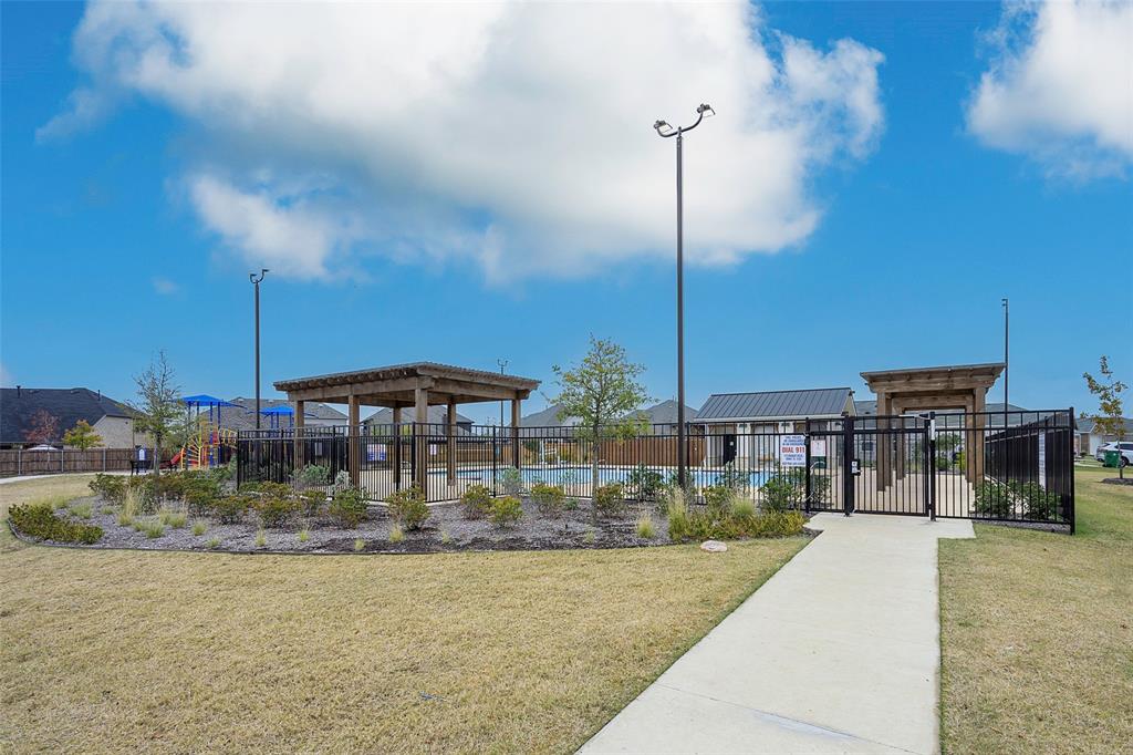 Falcon Heights Village 2 - Residential Lease