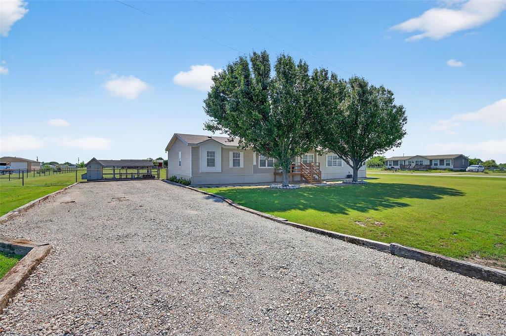 303 Oak Hollow Lane