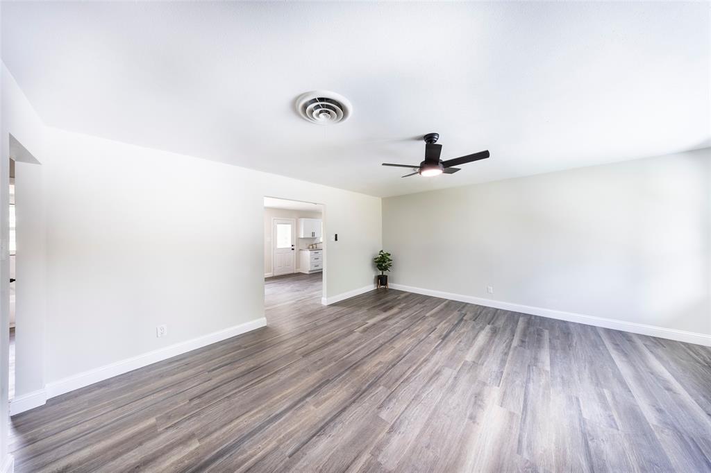 PRESTON HILLS - Residential