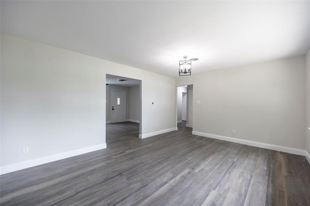 PRESTON HILLS - Residential