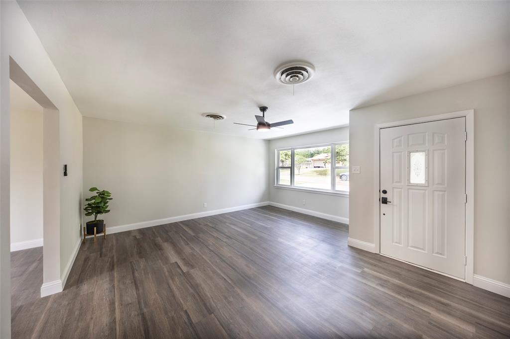 PRESTON HILLS - Residential