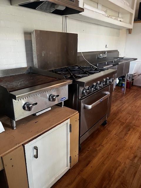 Queensborough Anx - Commercial Sale