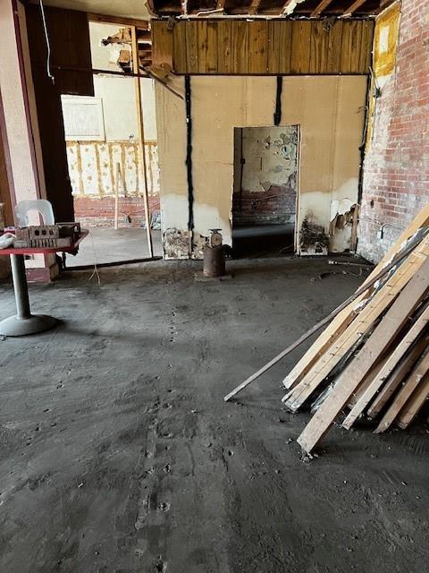 Queensborough Anx - Commercial Sale