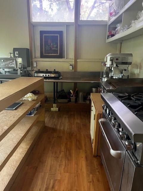 Queensborough Anx - Commercial Sale