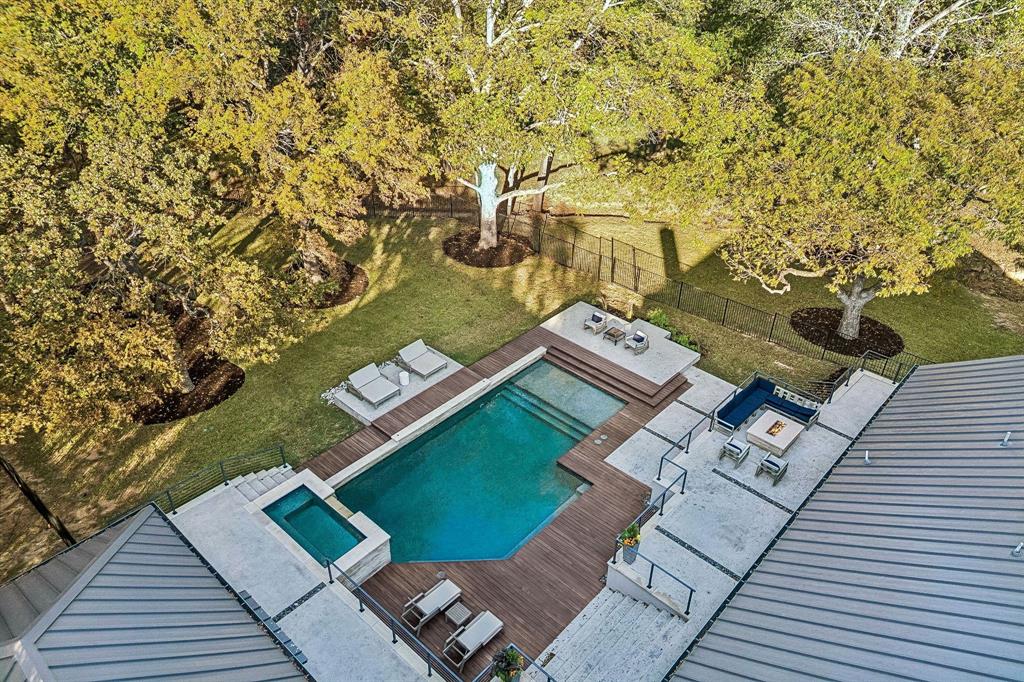 Jj Freshour 521 Add - Residential