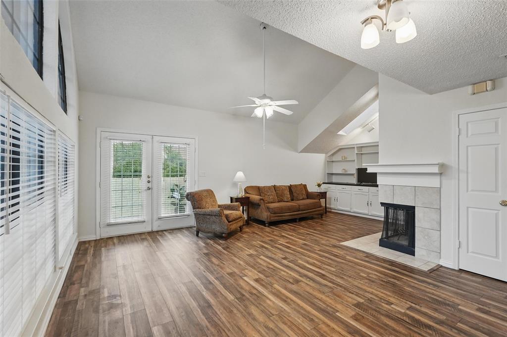 Springmont Condo Ph 01-04 - Residential